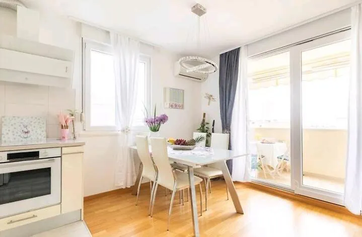 Apartman Safari Split Apartment